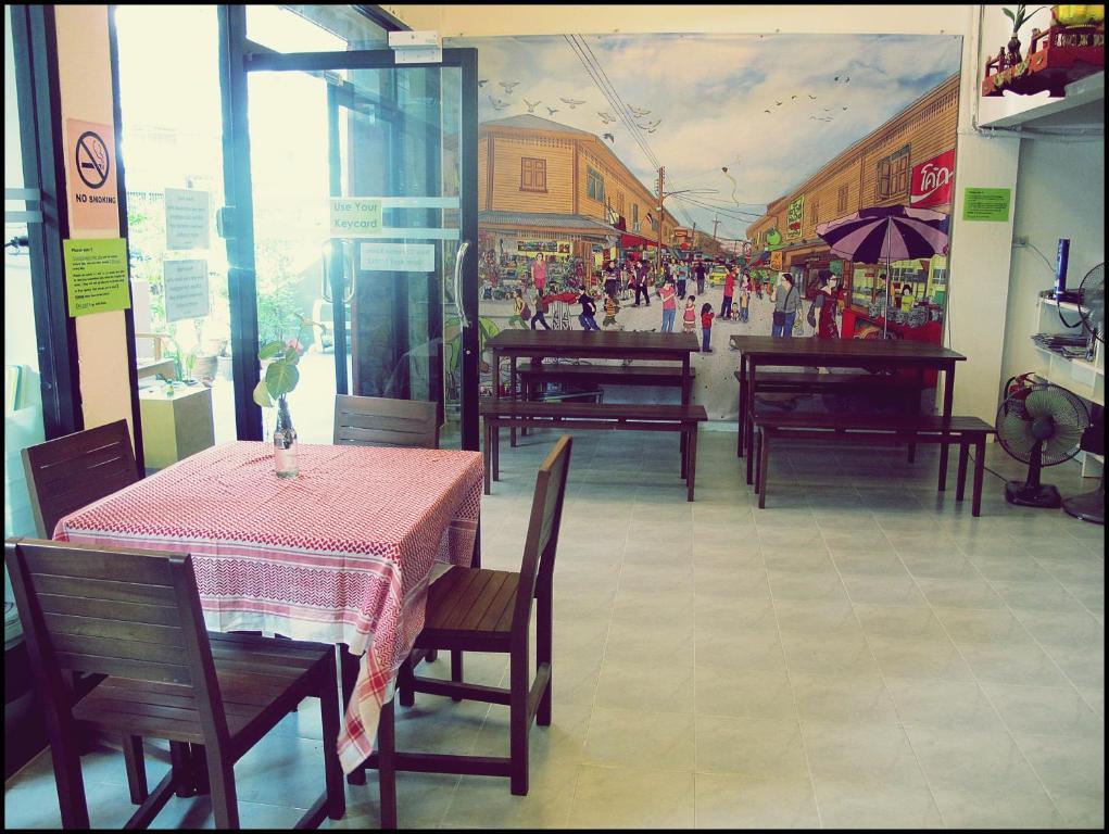 De Talak Hostel Банкок Екстериор снимка